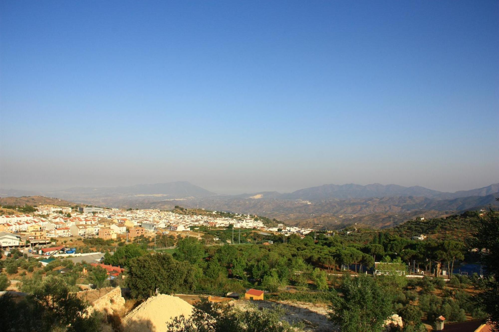 Camping Sierra De Las Nieves Yunquera Εξωτερικό φωτογραφία